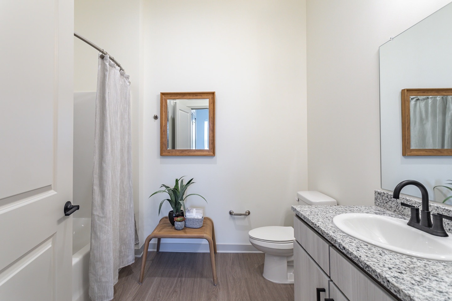 6228 Music City Apartments Image 9