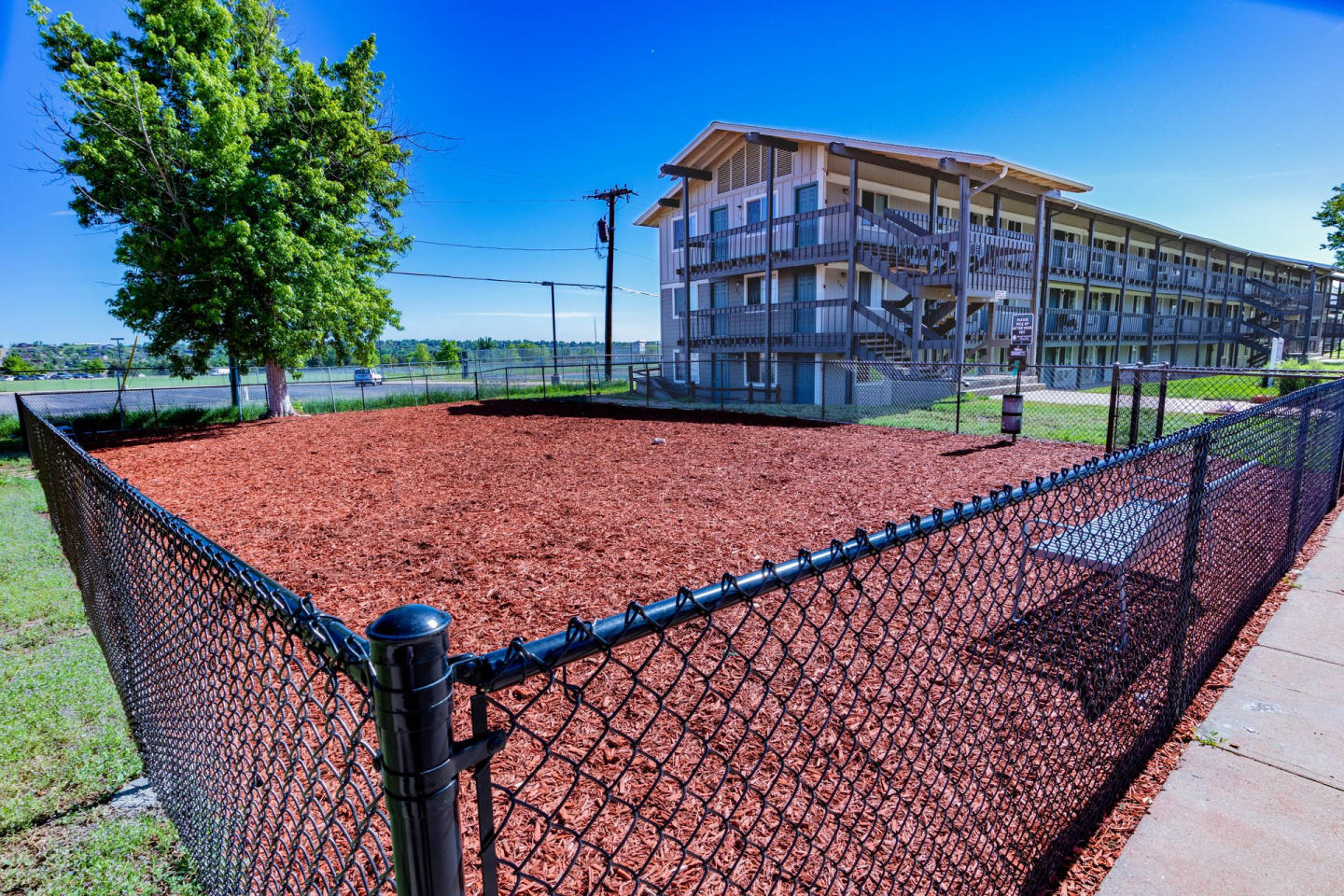 Bear Valley Village Apartments Image 8