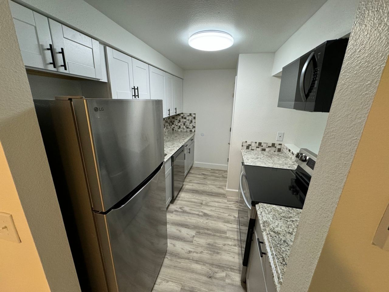 Garden View Apartments Image 12