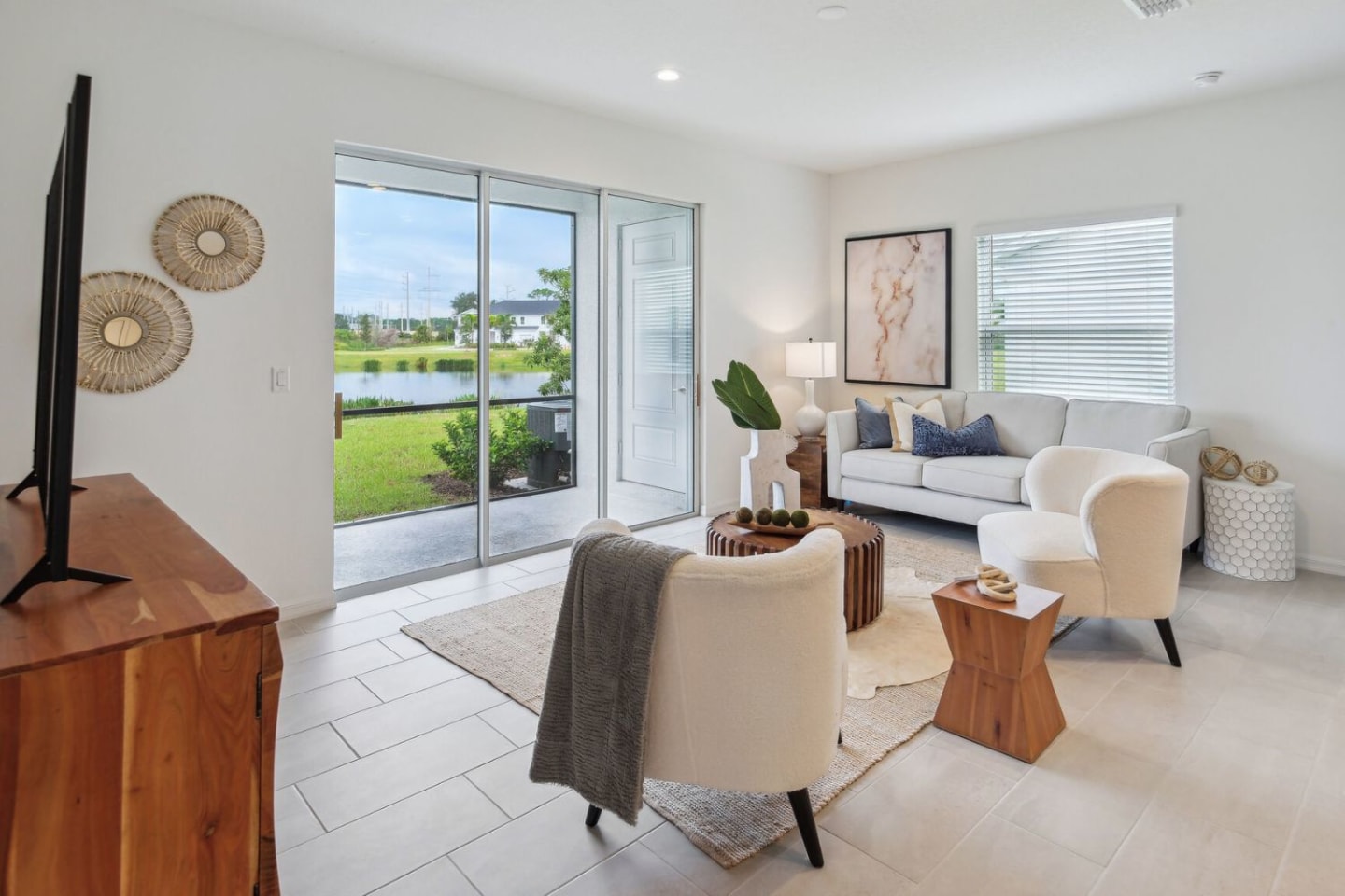 Martinique at Lakewood Ranch - Built to Rent Housing Image 11
