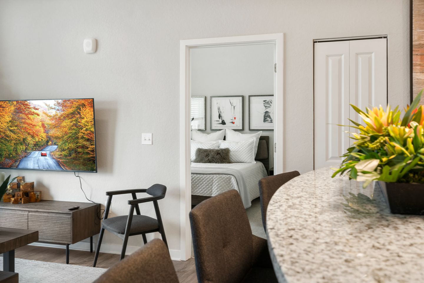 14Fifty Neo City Image 35