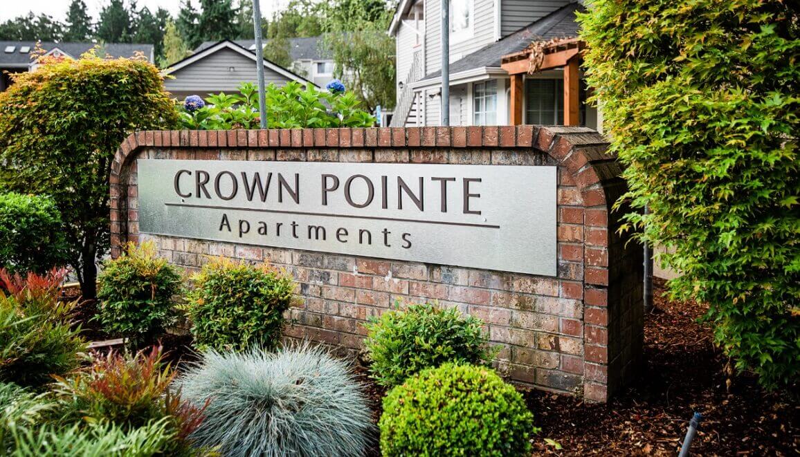 Crown Pointe Apartments Image 8