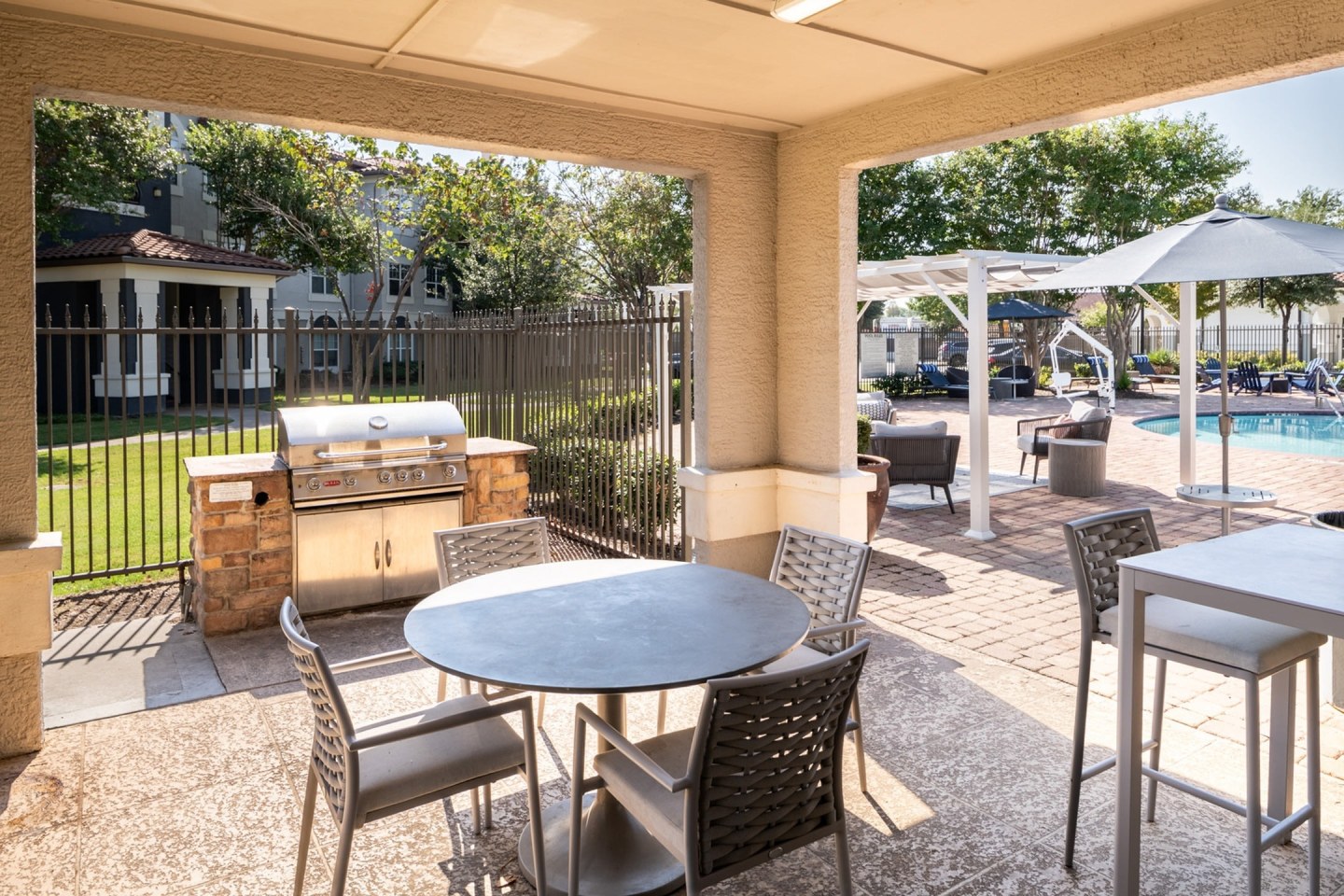 The Pointe at Vista Ridge Apartments Image 25