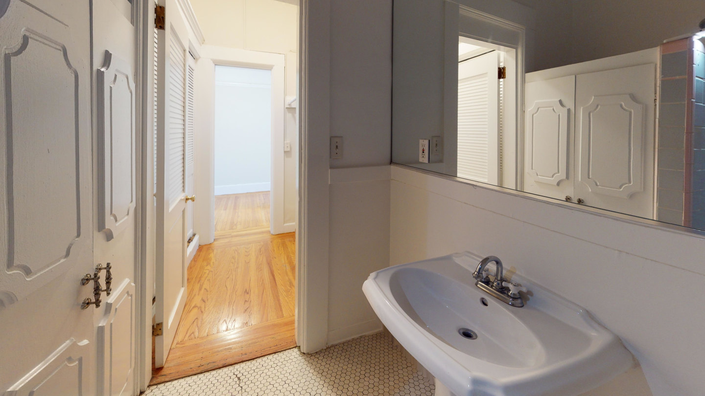 980 Bush Street Image 3