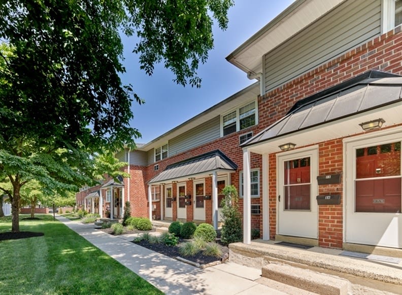 Gladmar Court Image 12