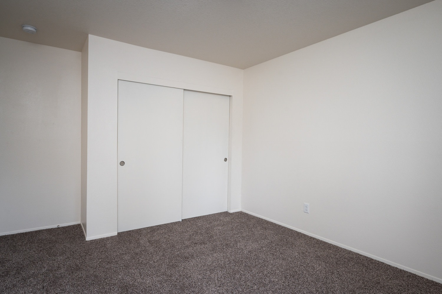 Fernwood Court Image 8