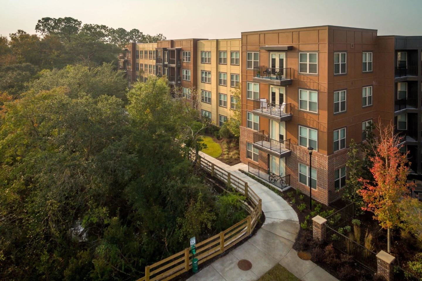 35 Folly Apartments Image 16