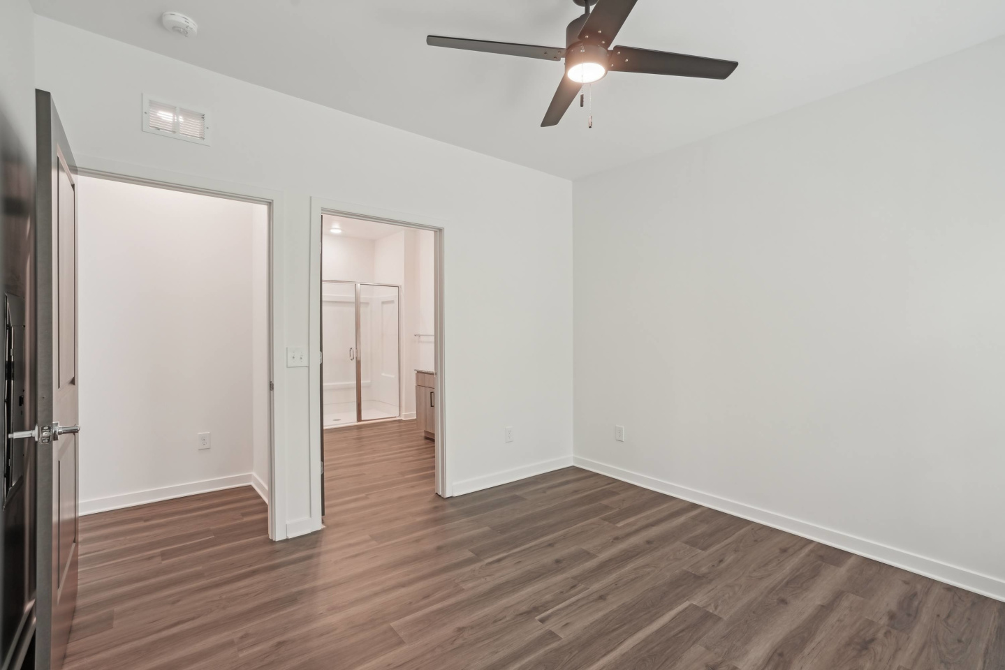 The Pullman Luxury Apartment Homes Image 46
