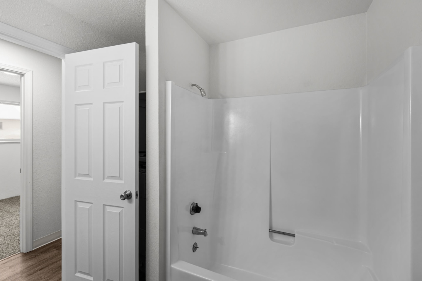 Creekside Apartments Image 22