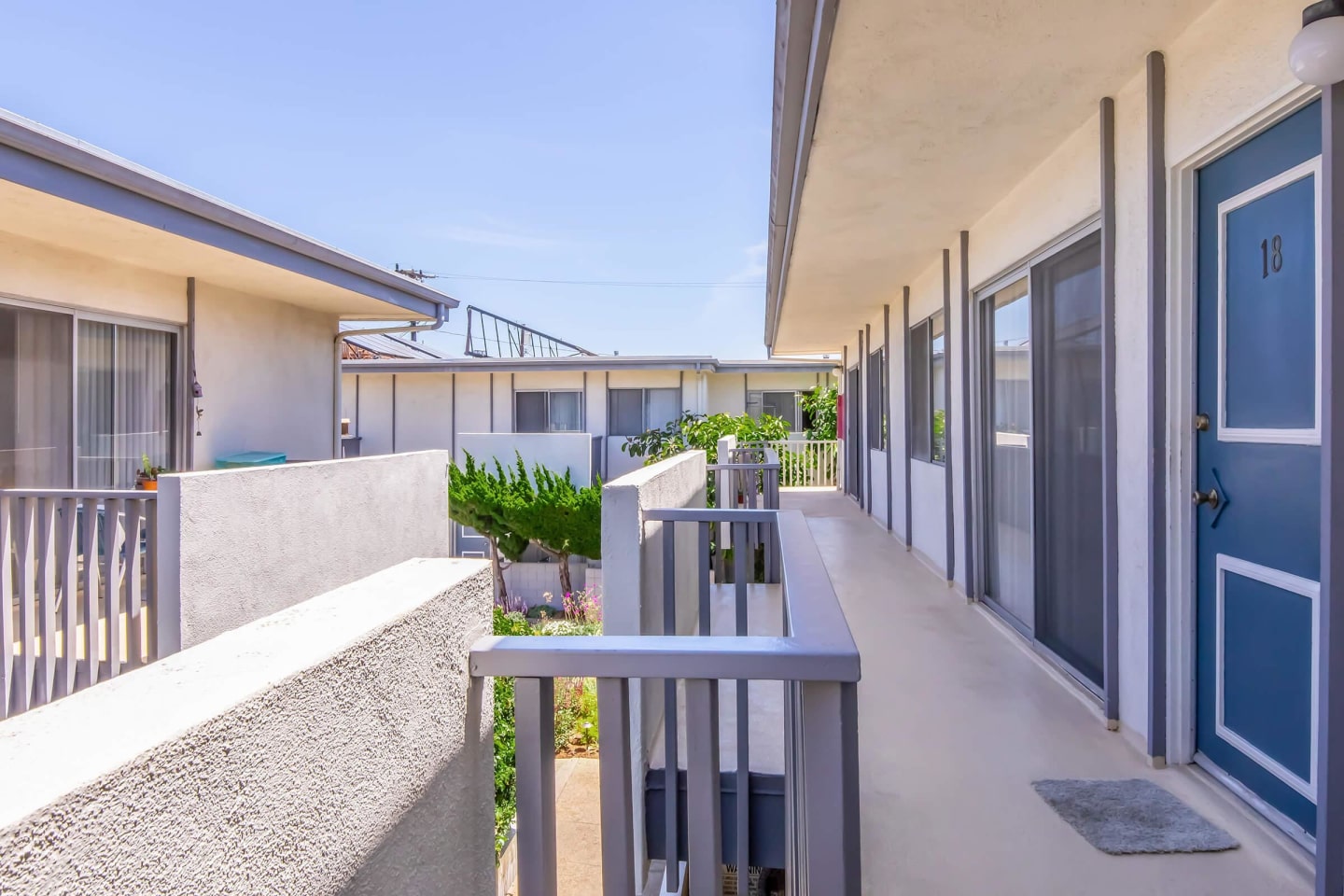Ocean West Apartments Image 9