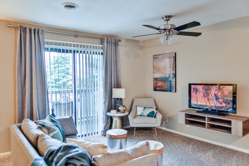 Cedar Point Apartments Image 6