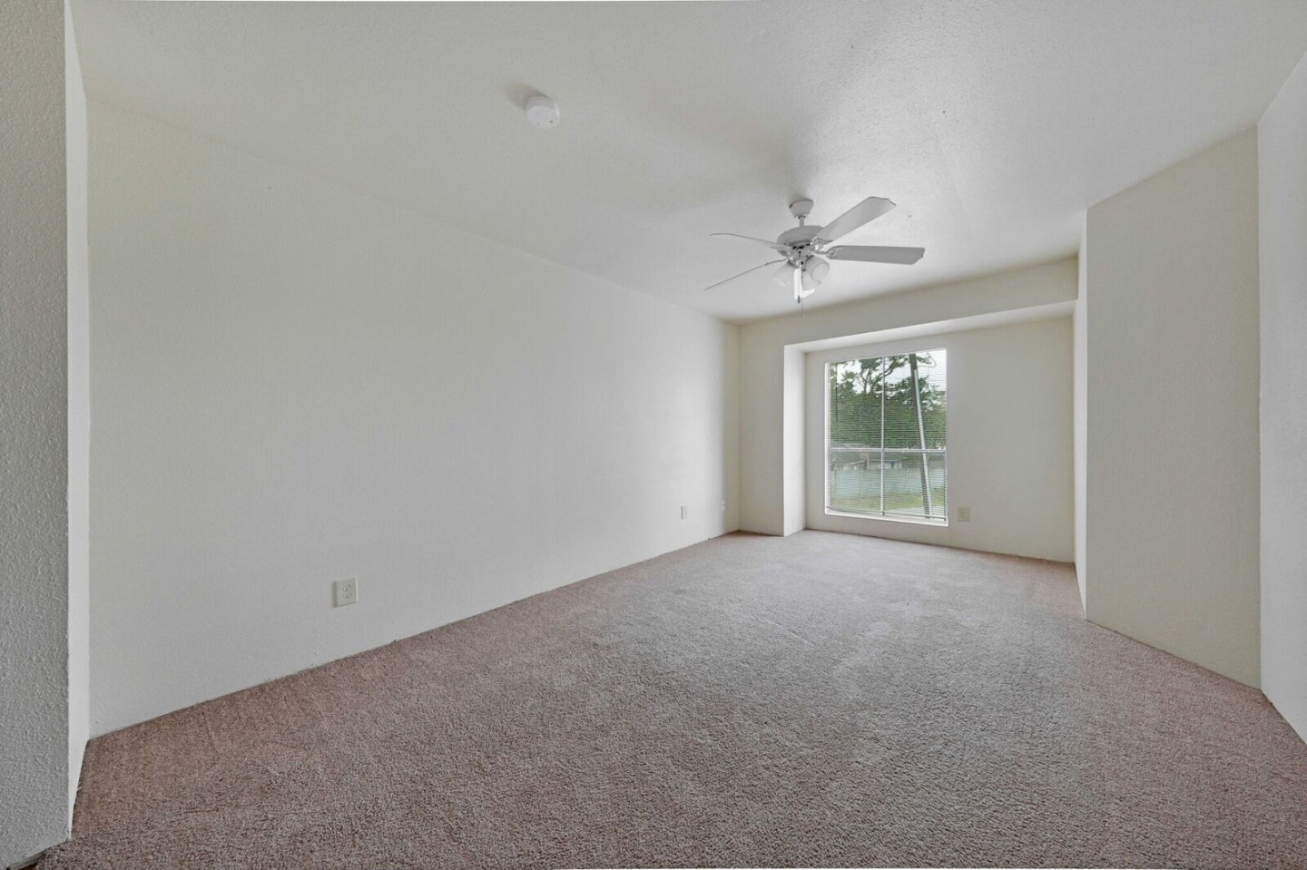 Inwood Grove Image 11