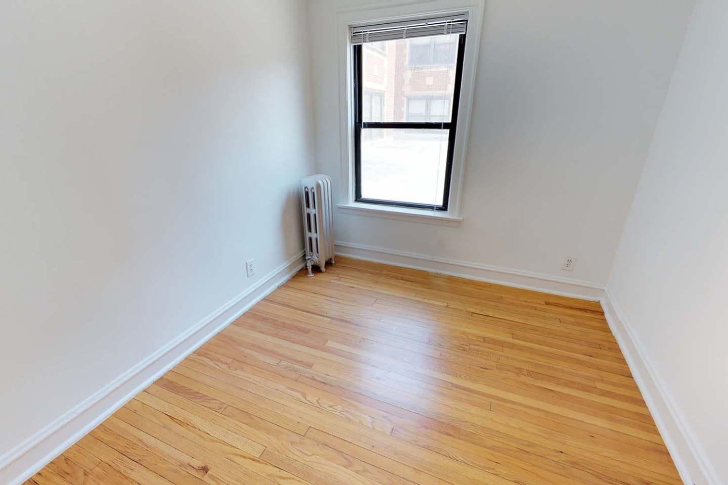 1440-1450 E 52nd Street Image 6
