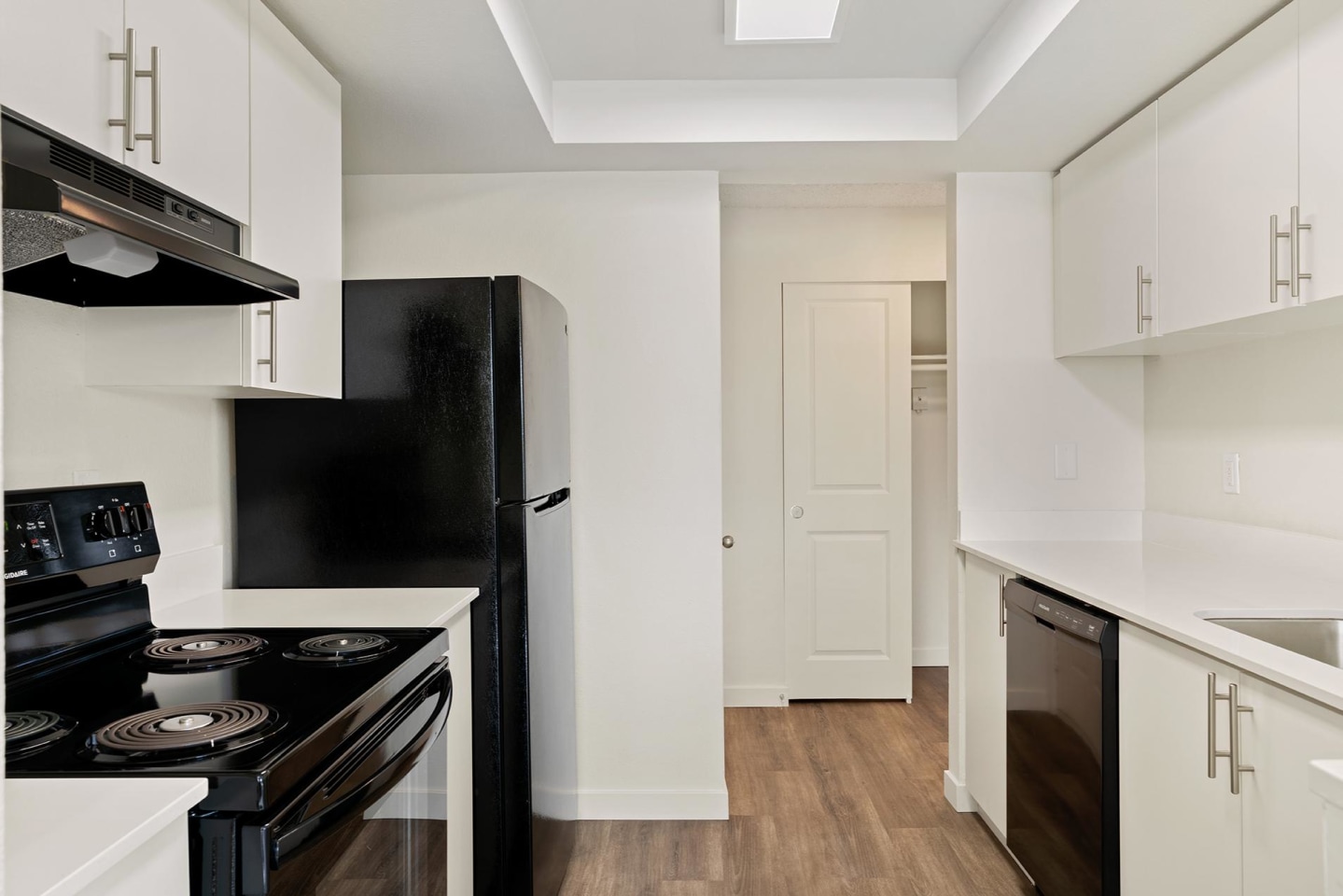 Pointe East Image 36