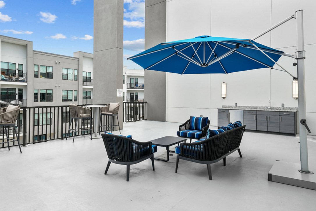 Gallery 3100 Image 3