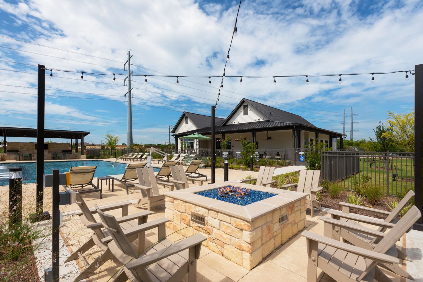Collection Hunter Crossroads Townhomes Image 15