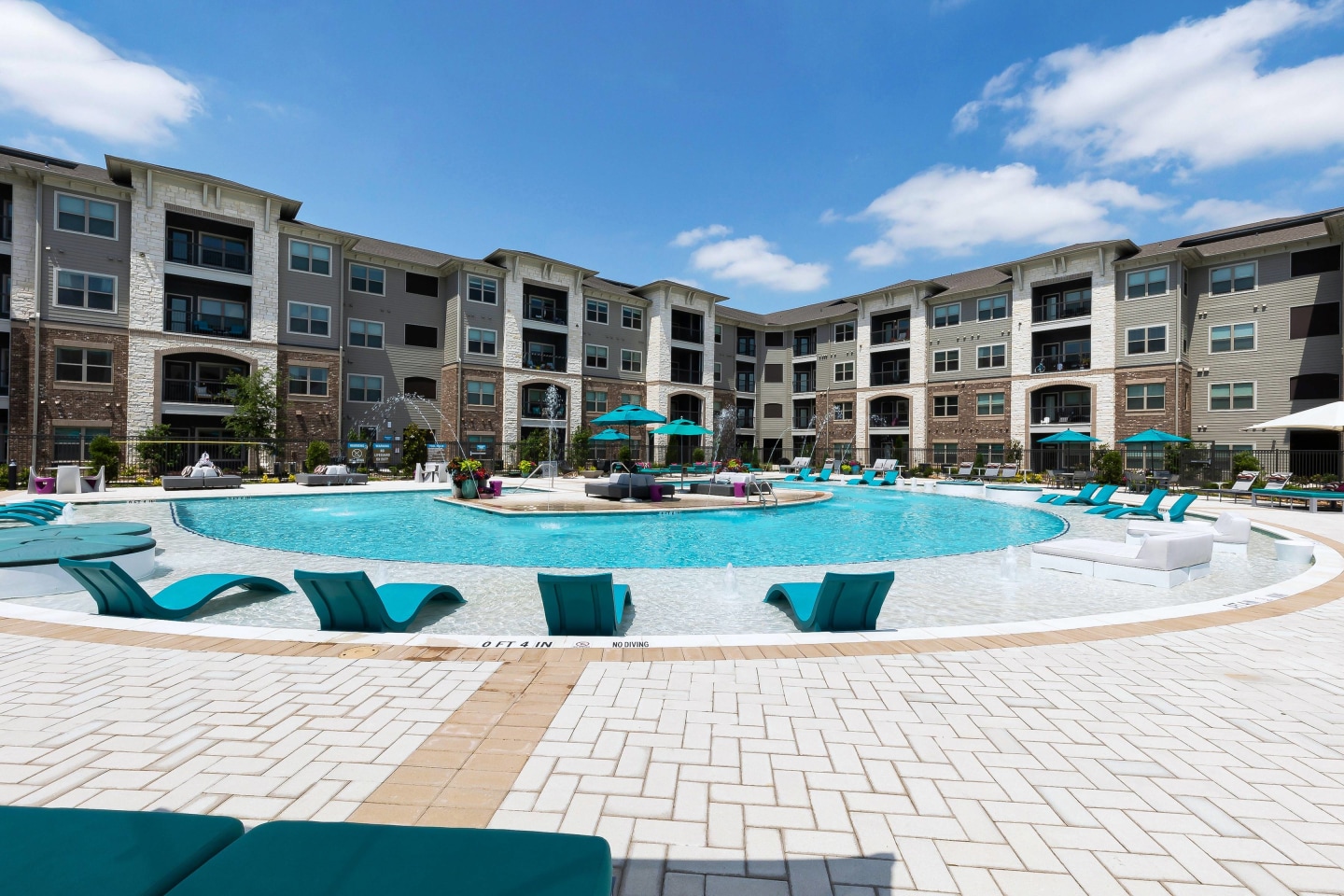 Cyan Craig Ranch Apartments Image 9
