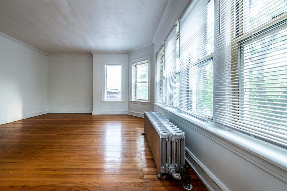 7924 S Vernon Image 8