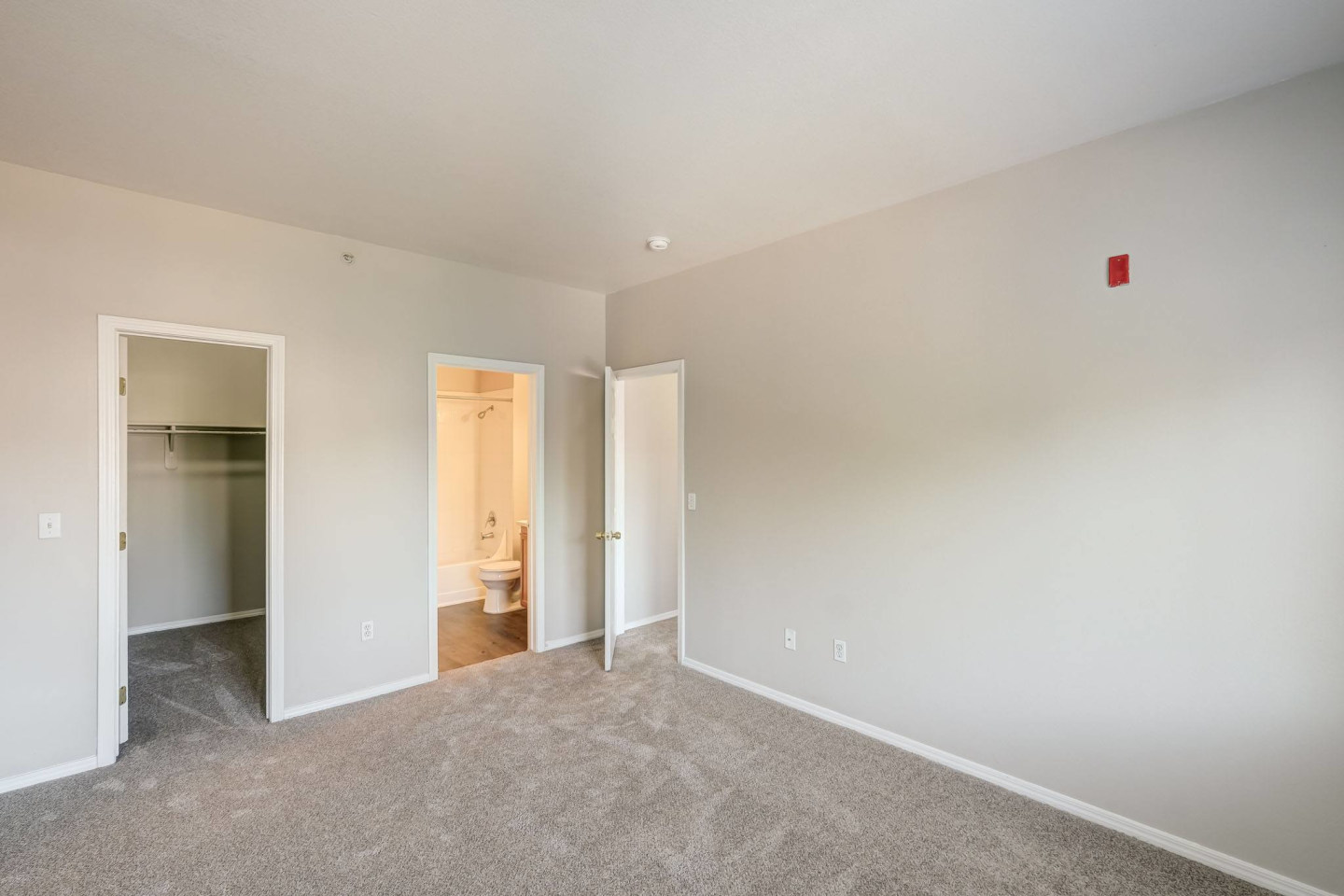 North Creek Apartment Homes Image 15