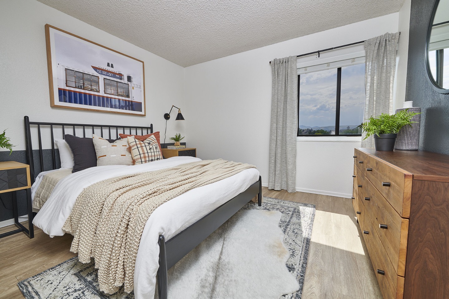 Lakeview Towers at Belmar Image 35