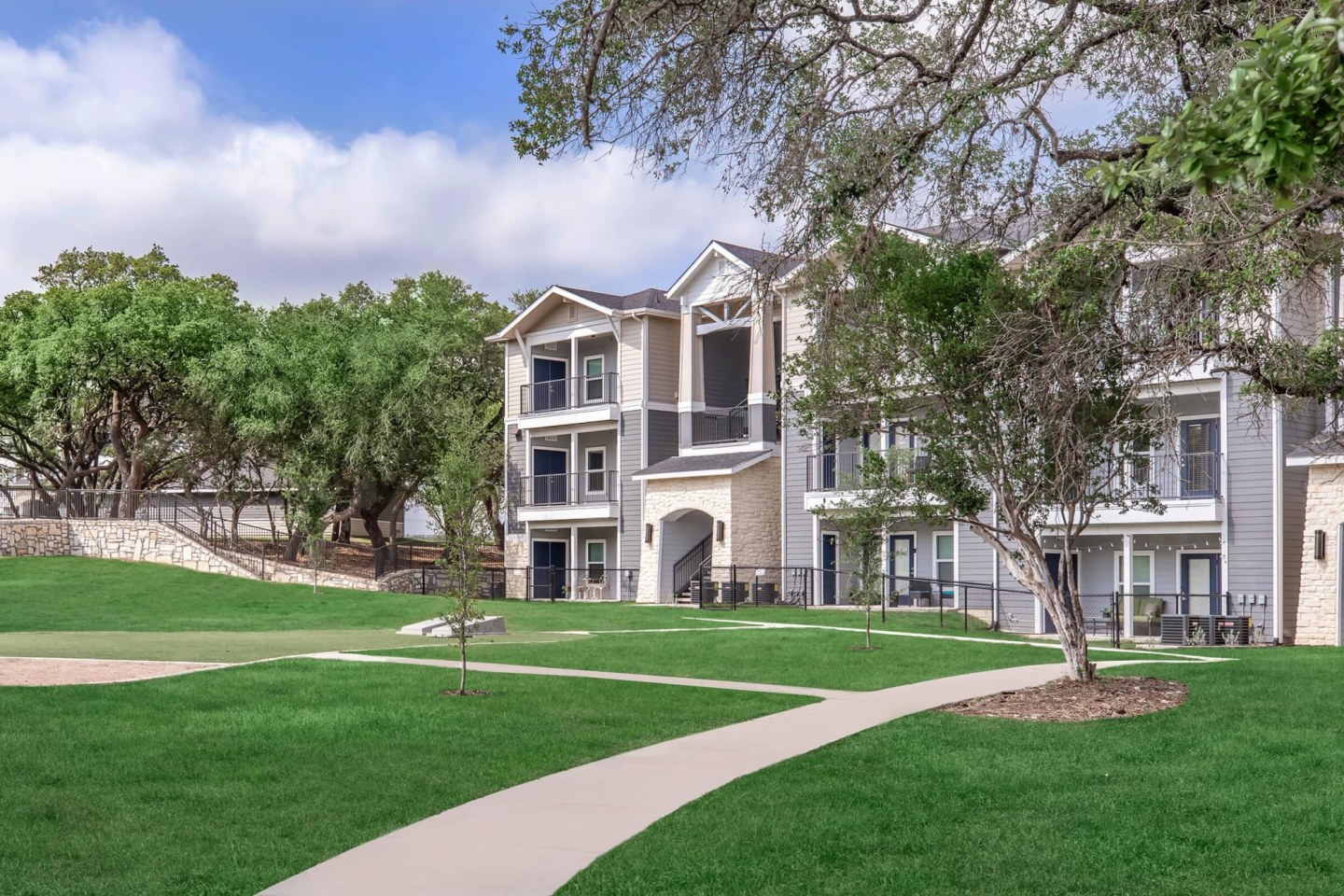Vantage at Fair Oaks Image 32