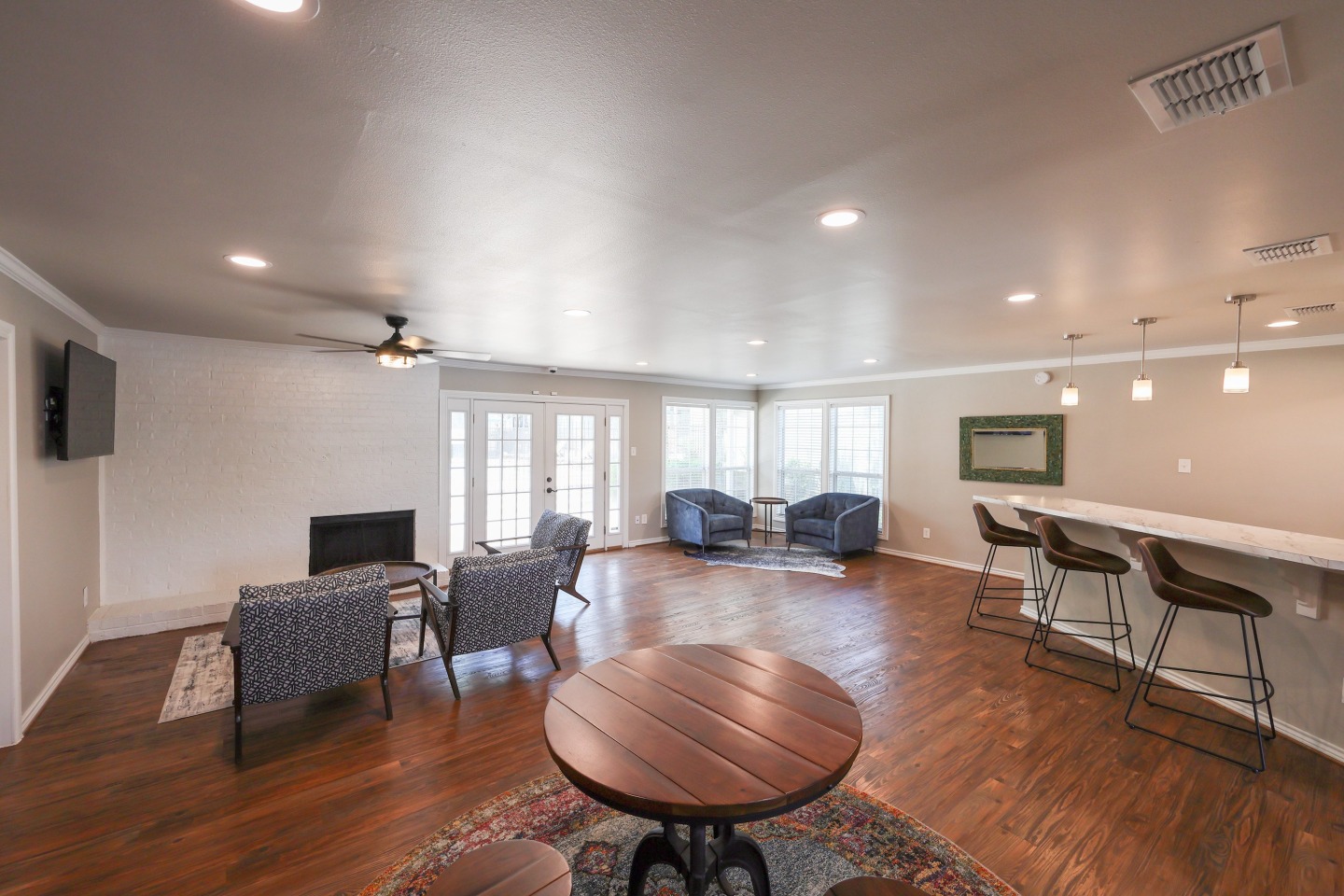 Fox Run Apartments Image 10