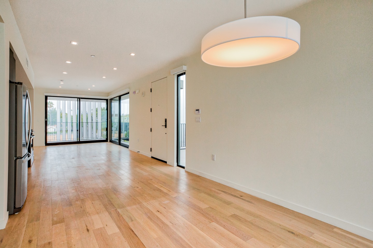 810 Ashland Image 3