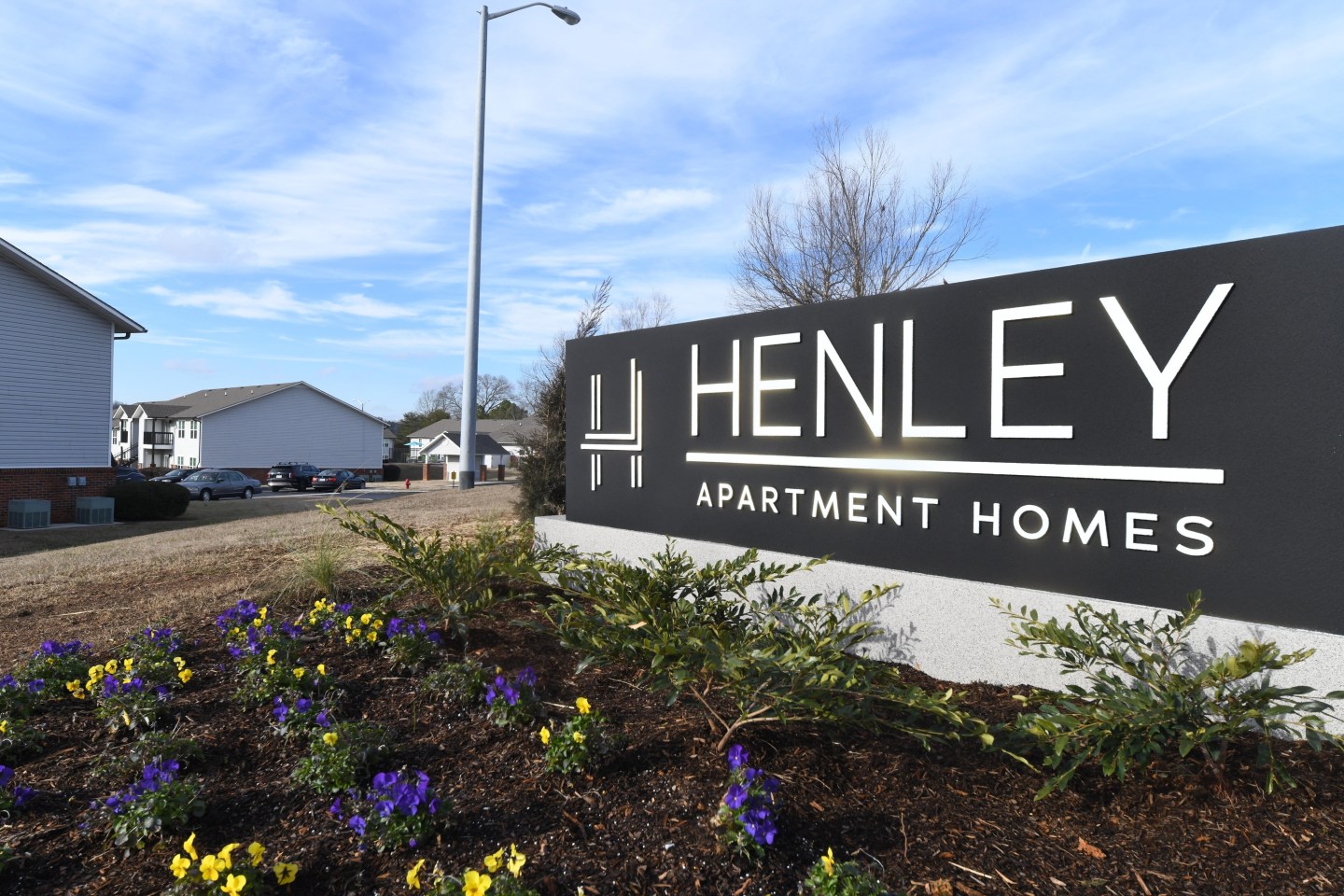 Henley Image 37