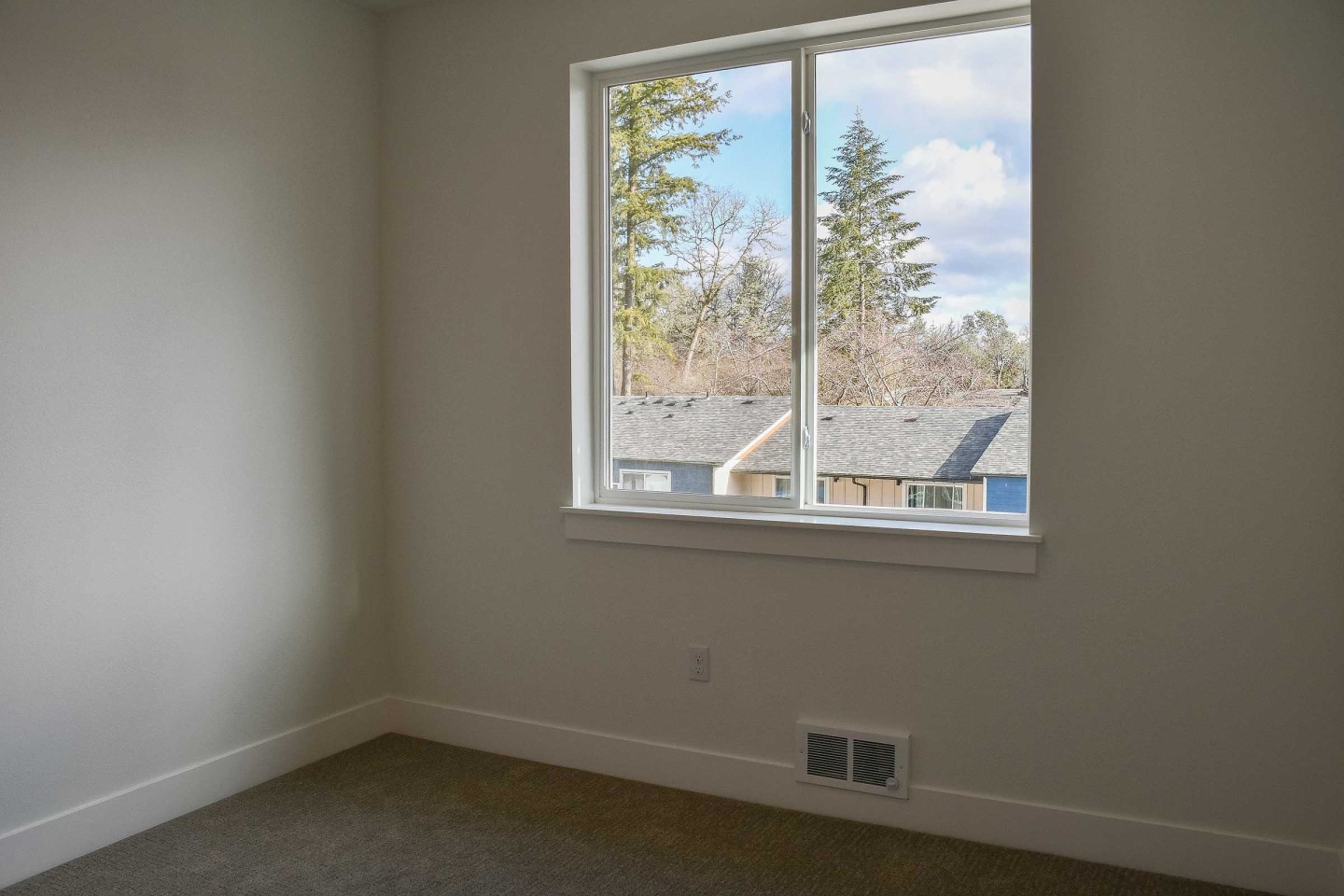 Lakeview Apartments Image 23