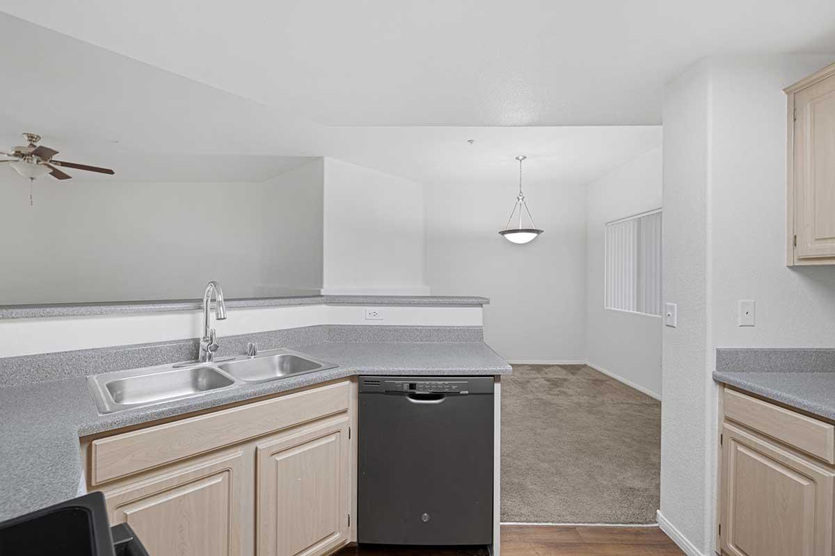 Noble Park Apartments Image 9