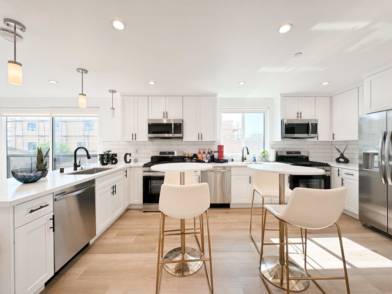 1338 West 35th Place - Co-Living Image 3