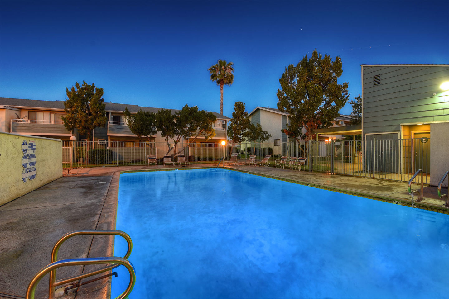 Village Green Apartments Image 8