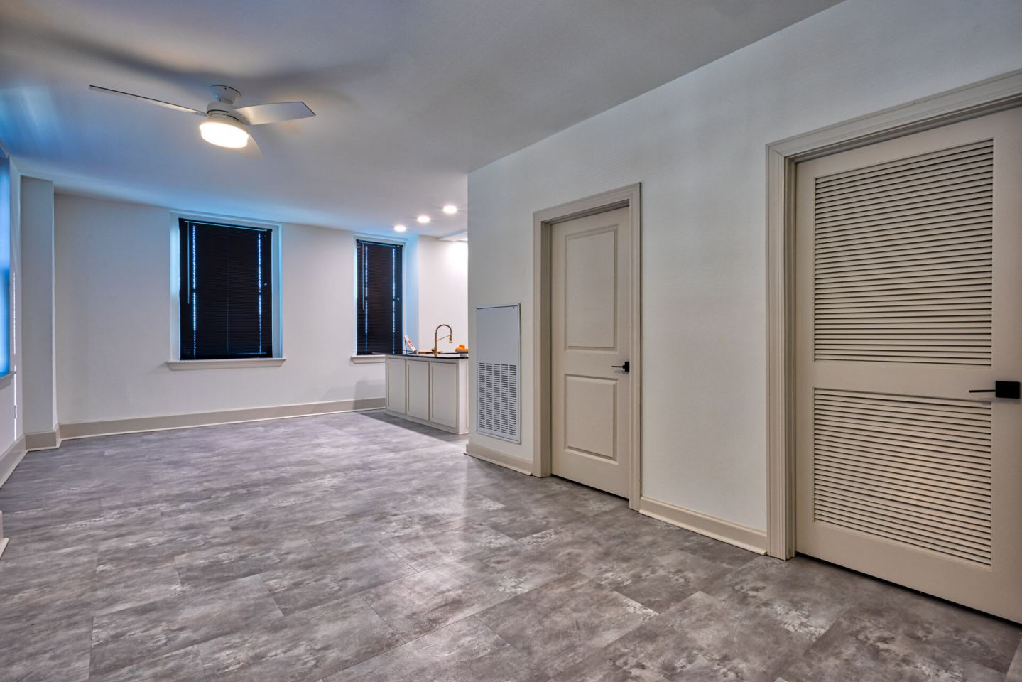 142 West York Street Apartments Image 8