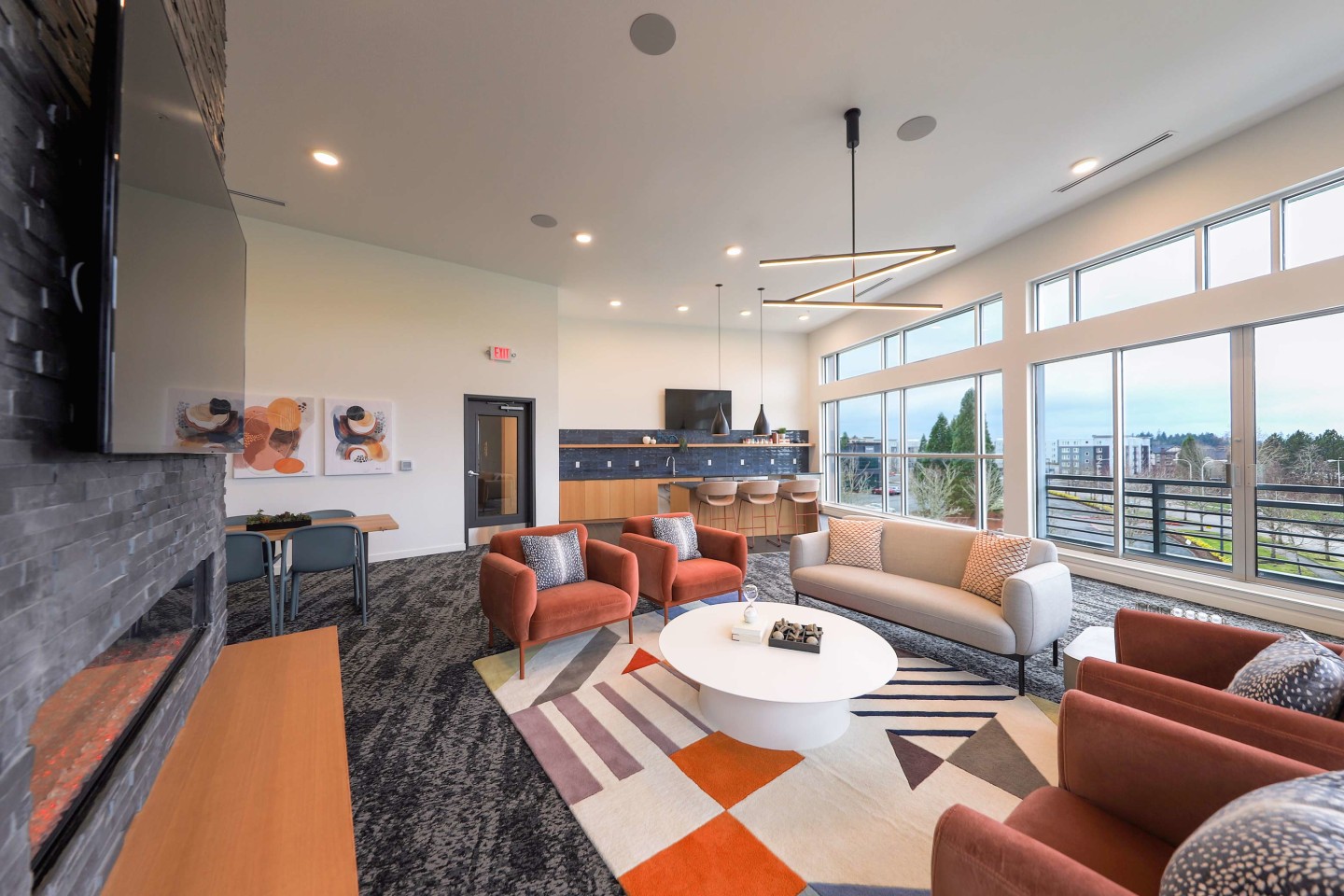 Hana Apartments Image 4