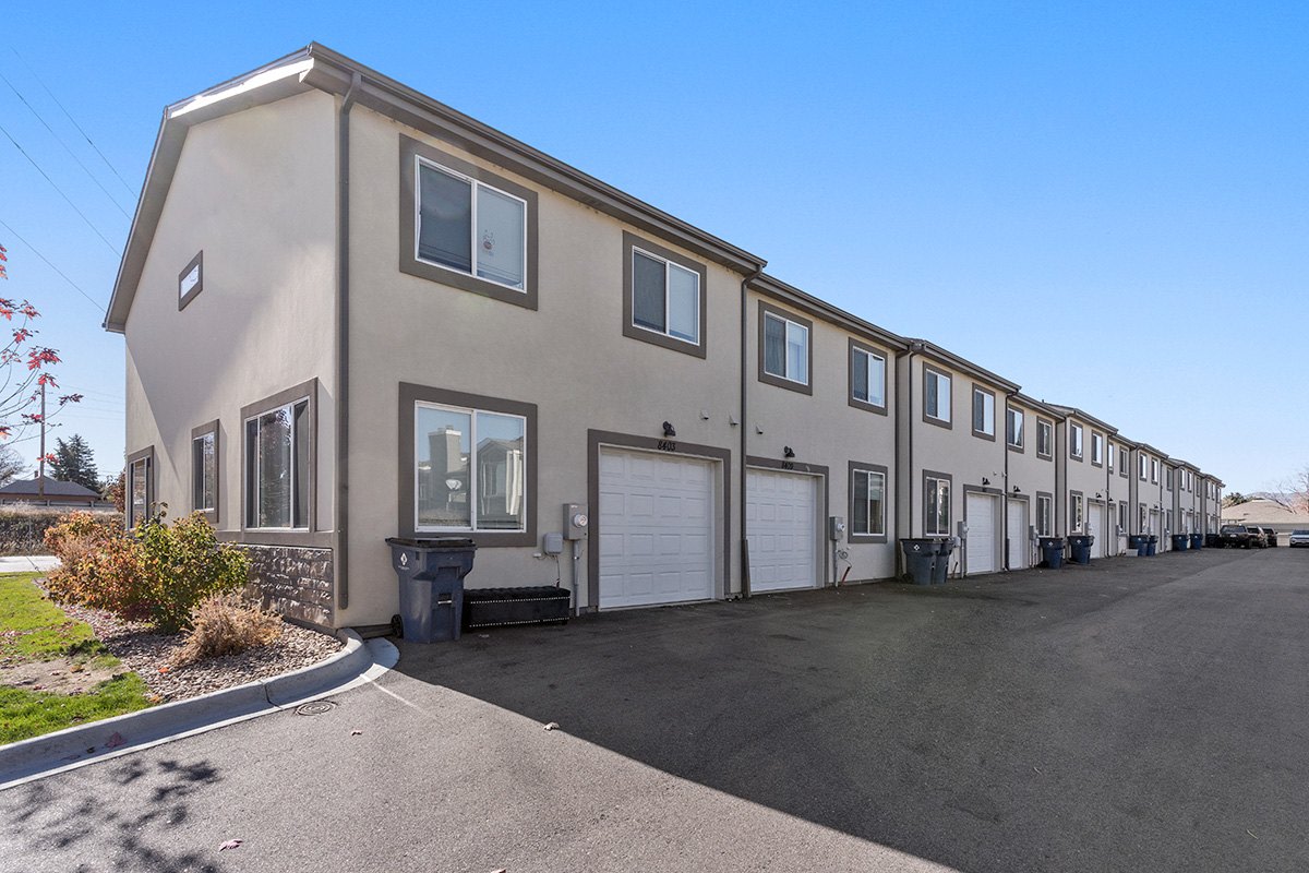 Carr Townhomes Image 3