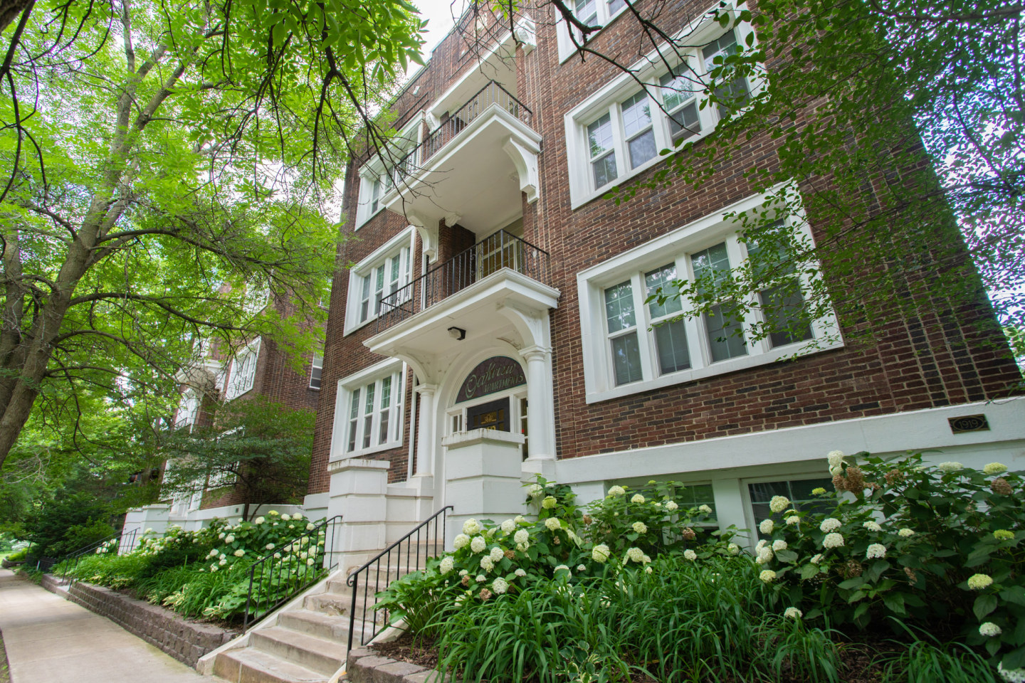 Oakview Apartments Image 9