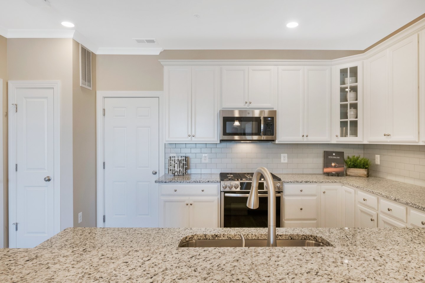 Refinery Townhomes Image 47