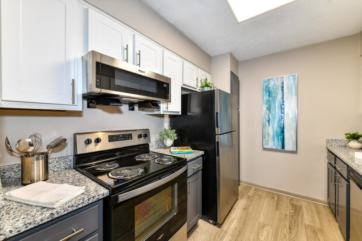 The VUE at Crestwood Apartments Image 2
