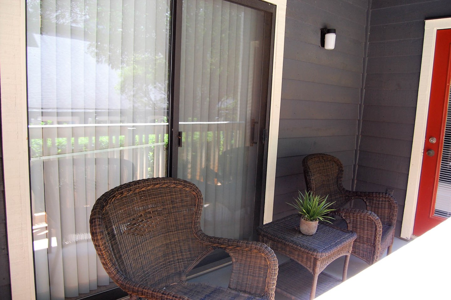 The Pointe at Irving Park Image 12