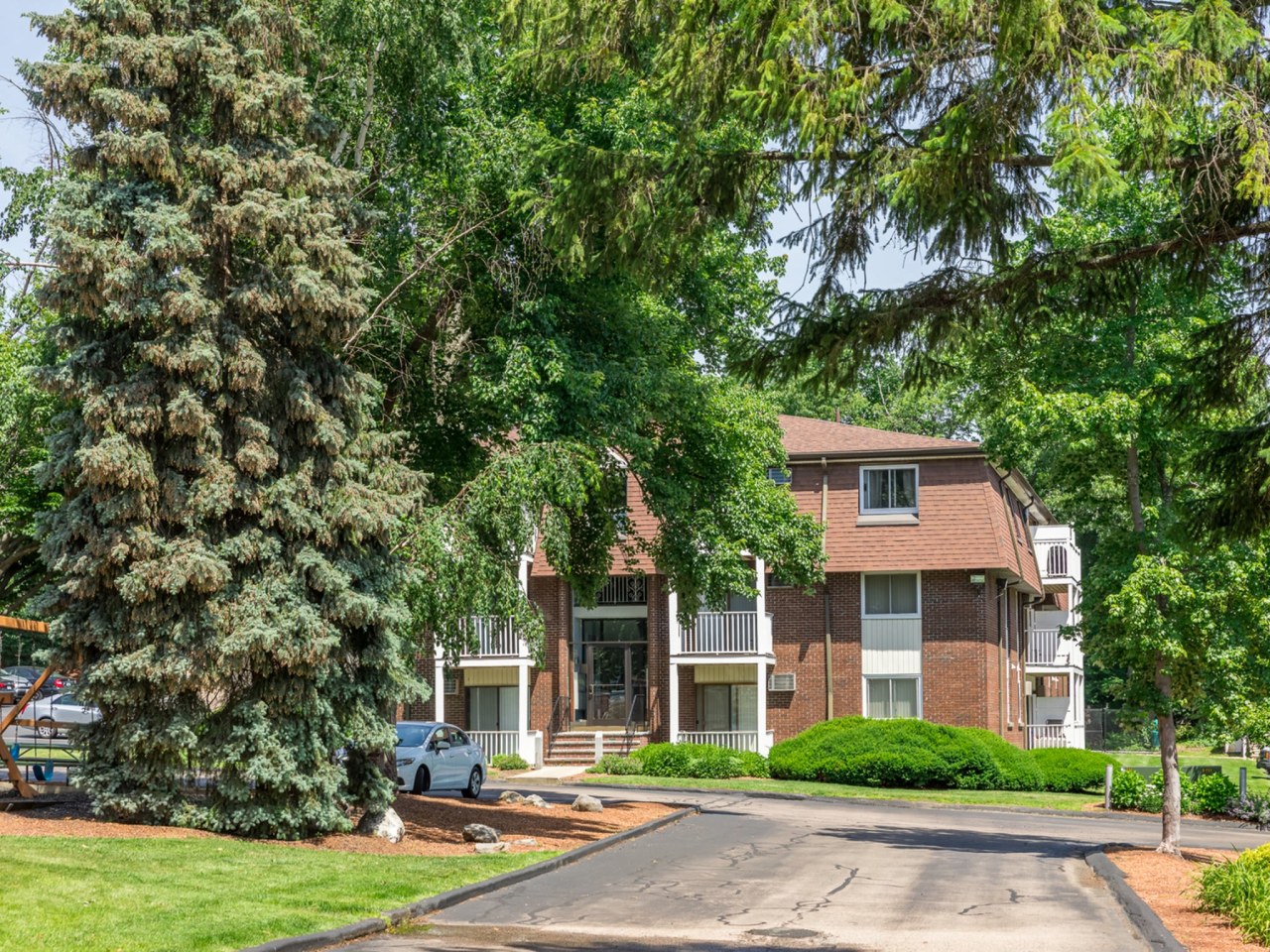 Pheasant Run Apartments Image 42