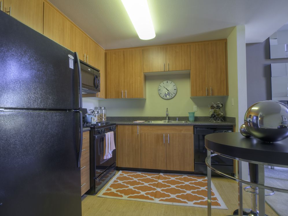 Avalon Woodland Hills Image 12