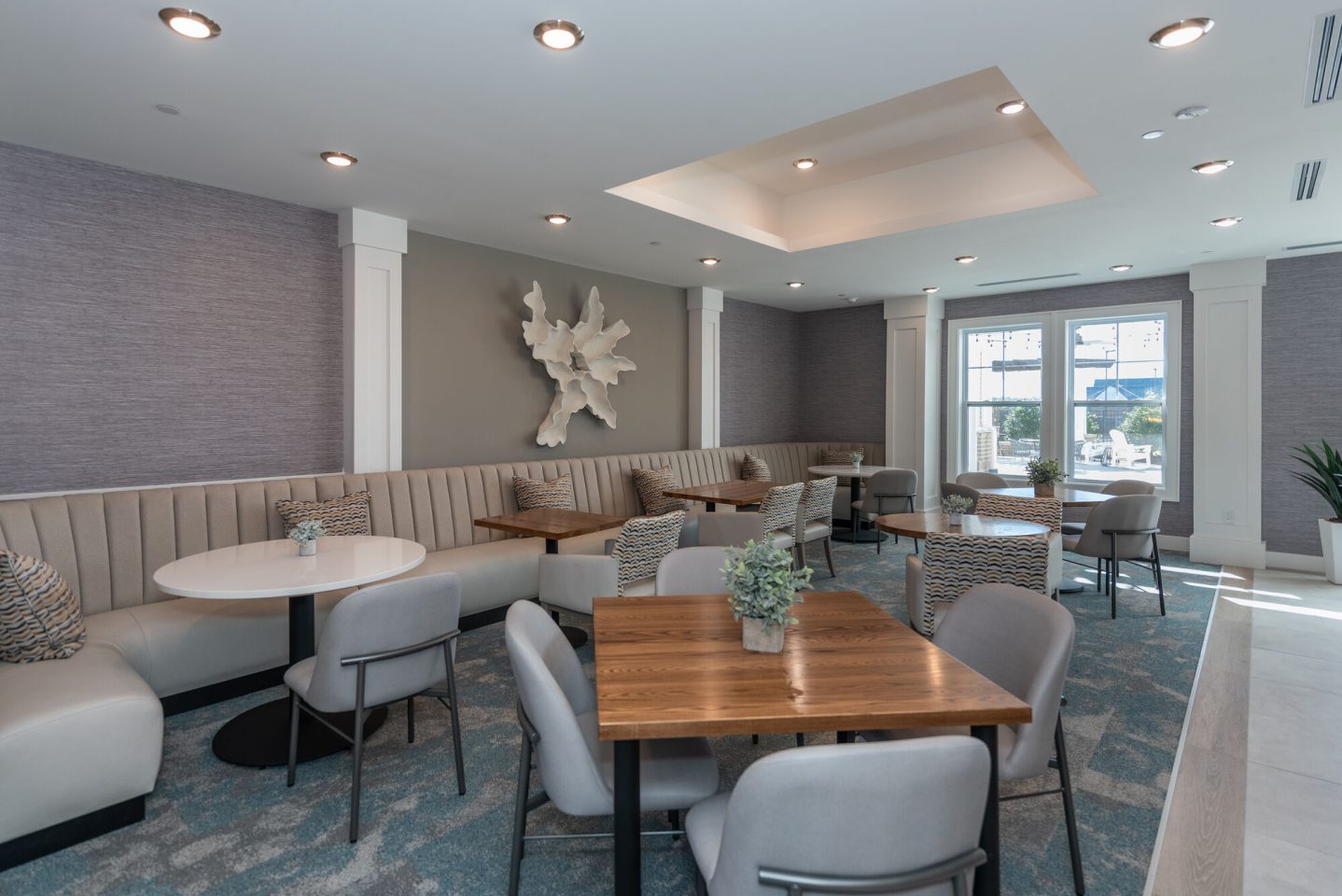 Acclaim at the Hill - Senior Living Image 22