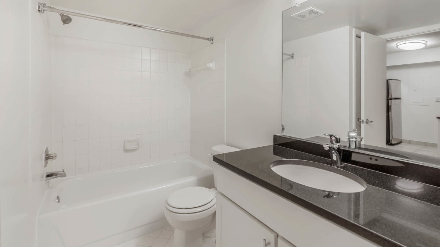 2501 Porter Image 26