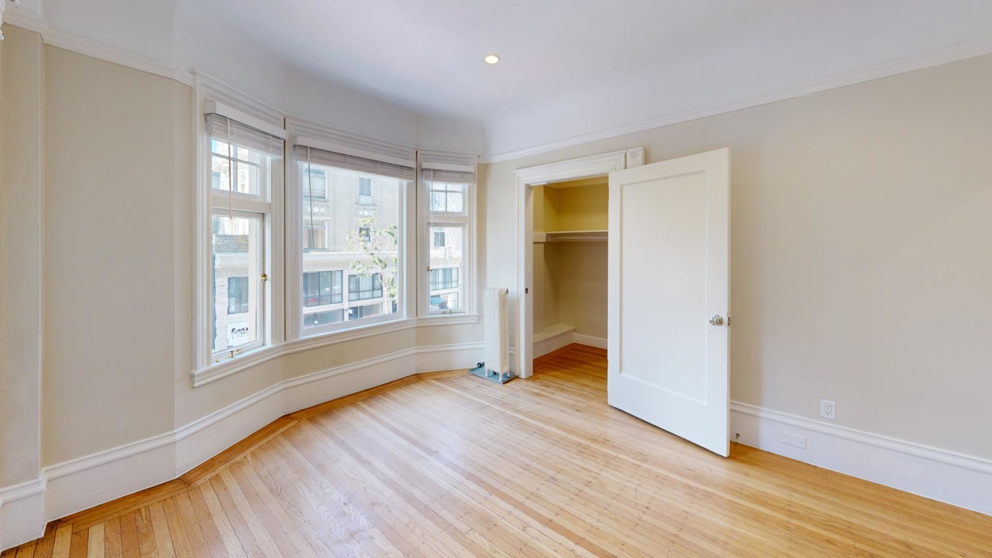 676 Geary St Image 11