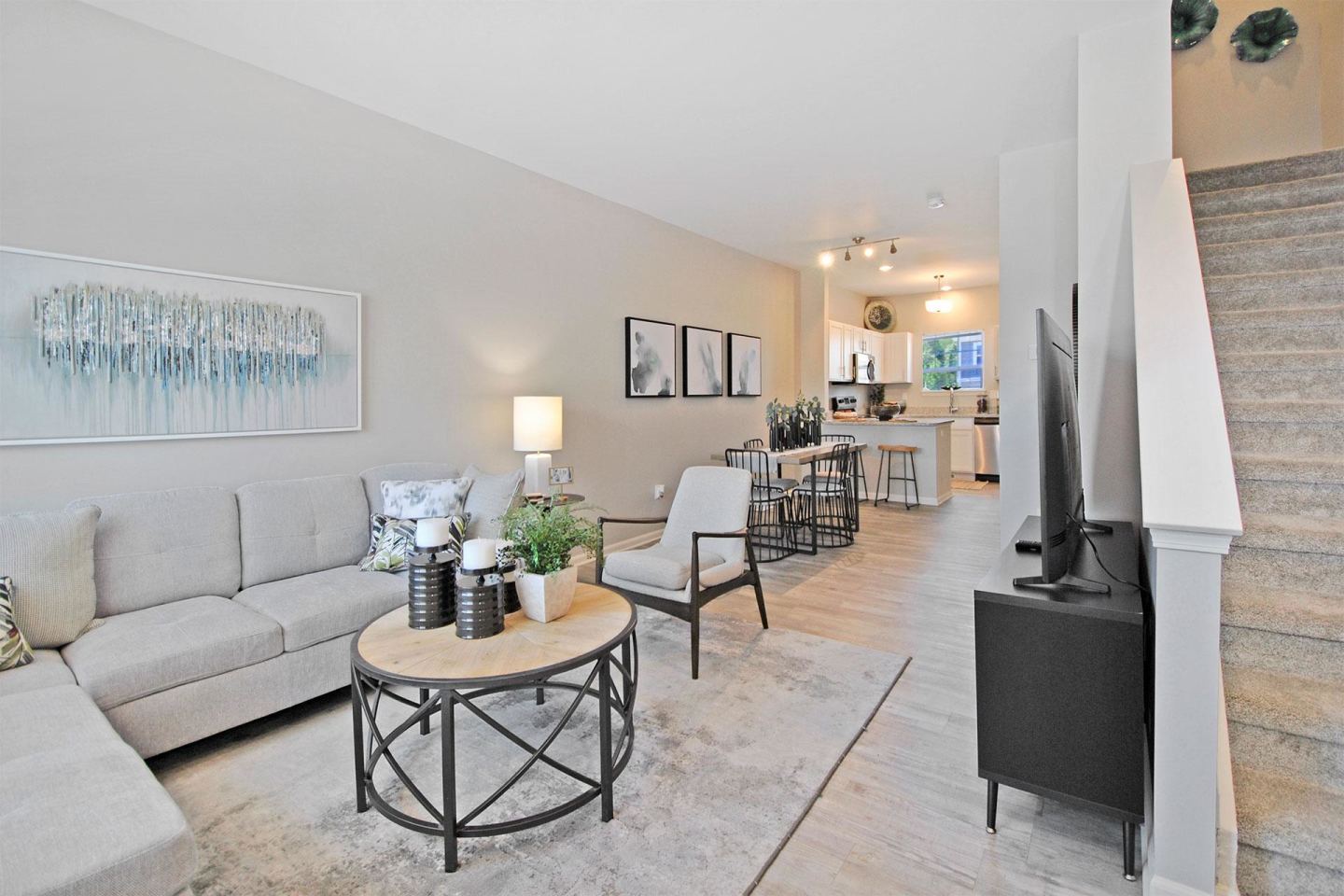 Midtown Pointe Image 10