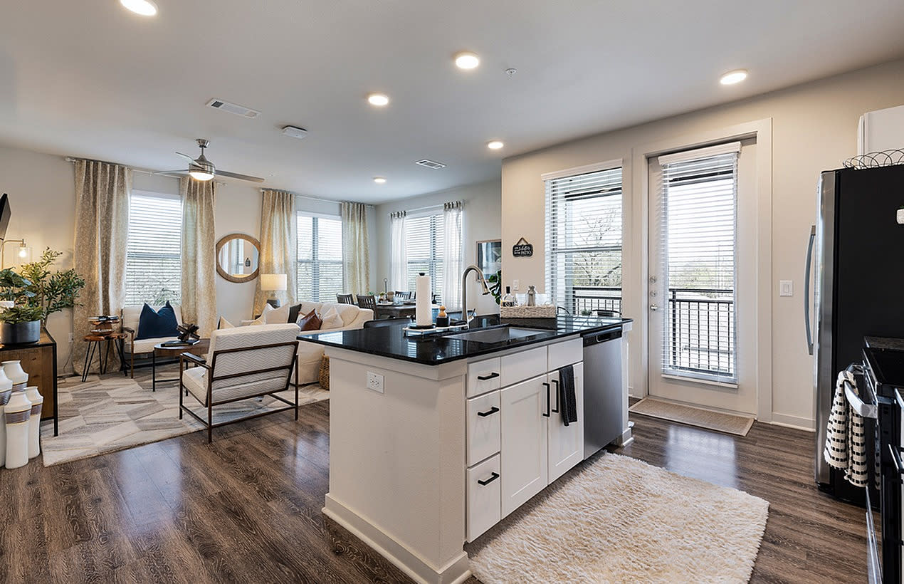 Overture River District - 55+ Apartment Homes Image 59