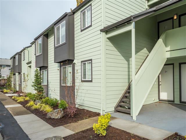 West End Apartments Image 7