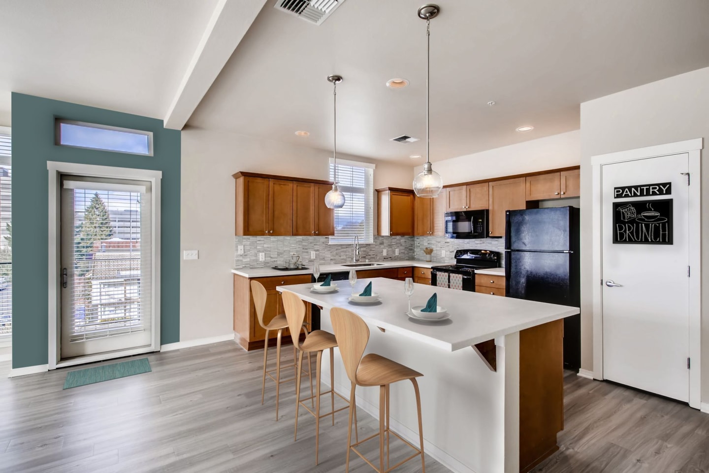 Chelsea Heights Image 9