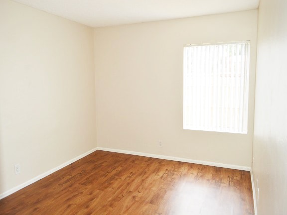Mountain Crest Apartments Image 12
