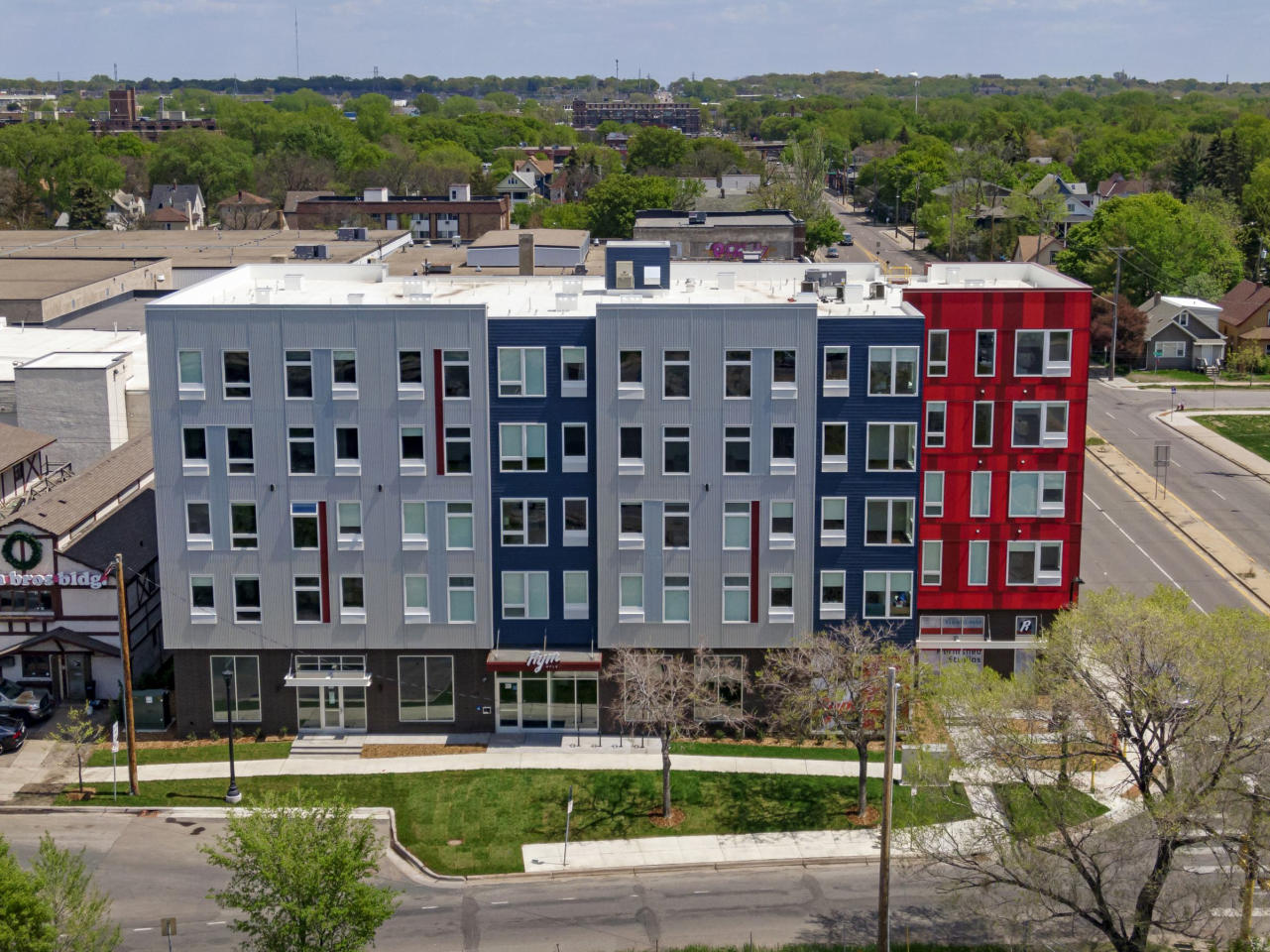 RYM Apartments Image 4